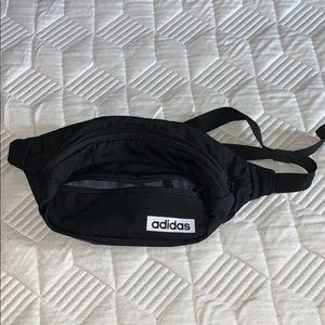 Double pocket adidas Fanny pack